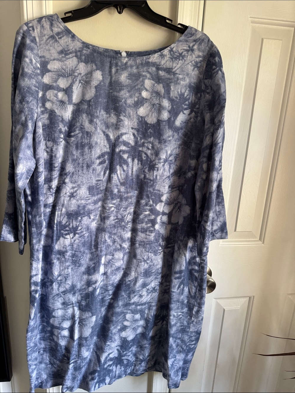 J. Jill Blue Floral Tie-Dye Long Sleeve Shift Dress